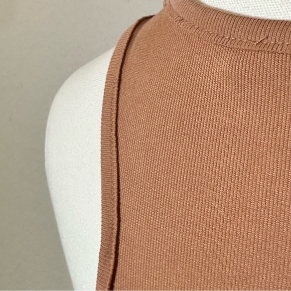 Double Zero Rust Orange Ribbed Swing Top - Picture 4 of 4